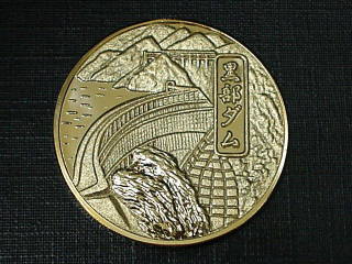 �����_��